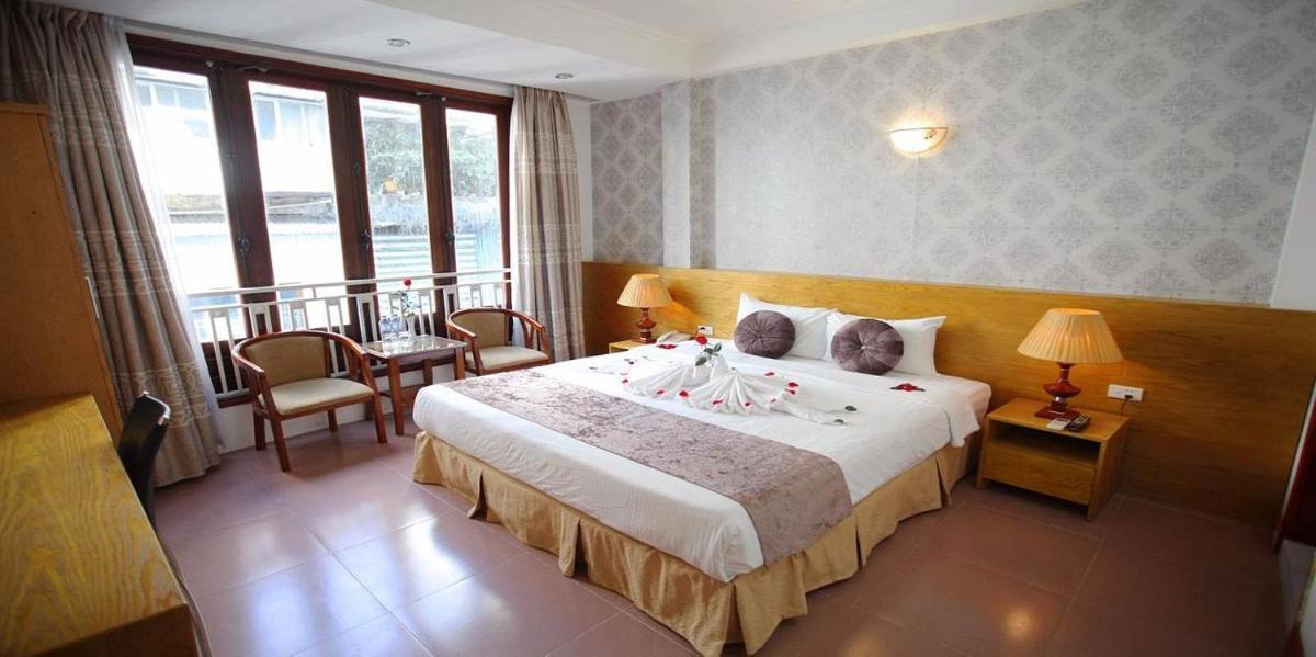 Mayhouse Travel Hanoi Buitenkant foto